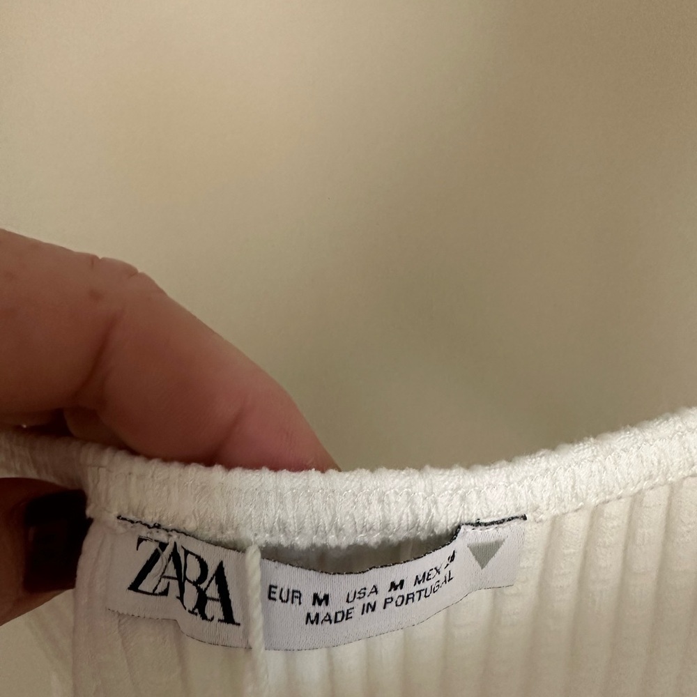 Women’s Zara Crop Top - Picture 3 of 3